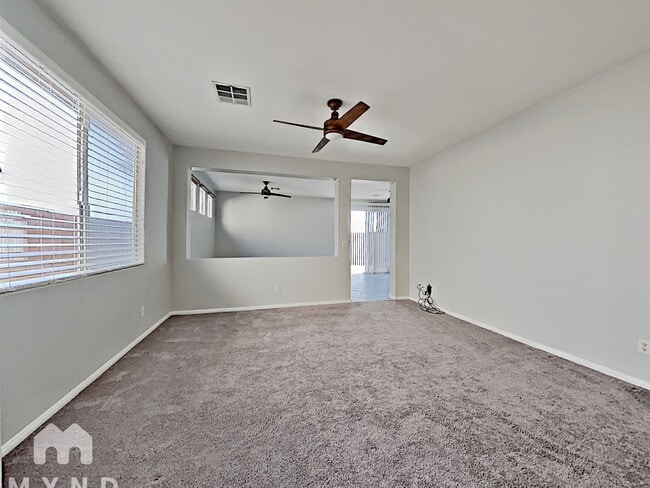 7635 Avila Beach Ave in Las Vegas, NV - Building Photo - Building Photo