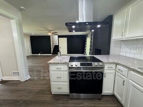 3240 Pyrite Cir SW in Atlanta, GA - Building Photo - Building Photo