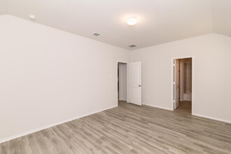 8702 J C Oaks Cir in Houston, TX - Building Photo - Building Photo