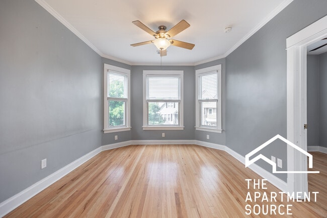 property at 3927 N Whipple St