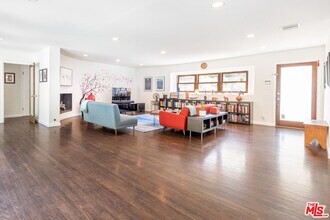16811 Escalon Dr in Los Angeles, CA - Building Photo - Building Photo
