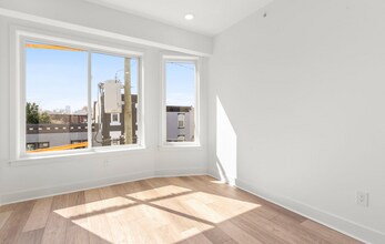 2631 Cecil B. Moore Ave in Philadelphia, PA - Building Photo - Building Photo