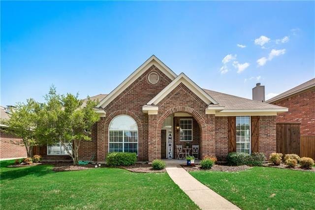 property at 8206 Luna Dr