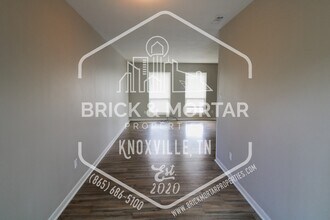 511 S Cedar St in Maryville, TN - Building Photo - Building Photo