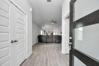 2643 Oakleaf Ash Ln in Fresno, TX - Building Photo - Building Photo