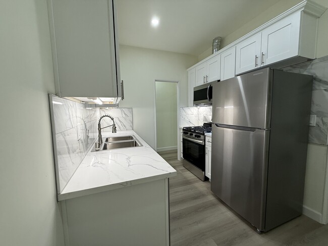 property at 208 N La Peer Dr