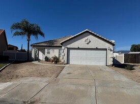 7800 Buckeye St in Highland, CA - Building Photo