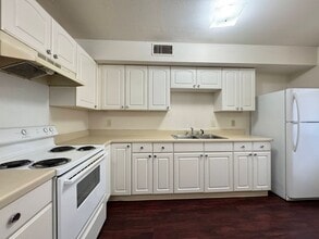 403 E French Ave in Temple, TX - Building Photo - Building Photo