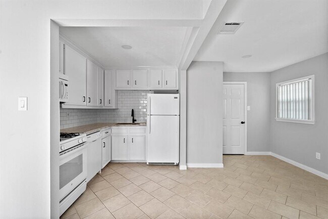 234 W 27th St in Houston, TX - Building Photo - Building Photo