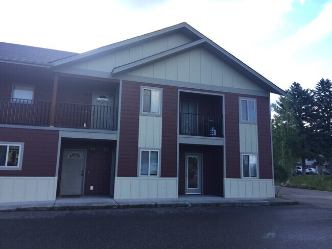 734 S 23rd Ave in Bozeman, MT - Building Photo - Building Photo