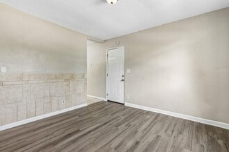 1104 W 29th St in Jacksonville, FL - Building Photo - Building Photo