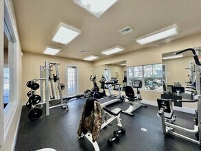 154 Argyll Dr in Spring Hill, FL - Building Photo - Building Photo