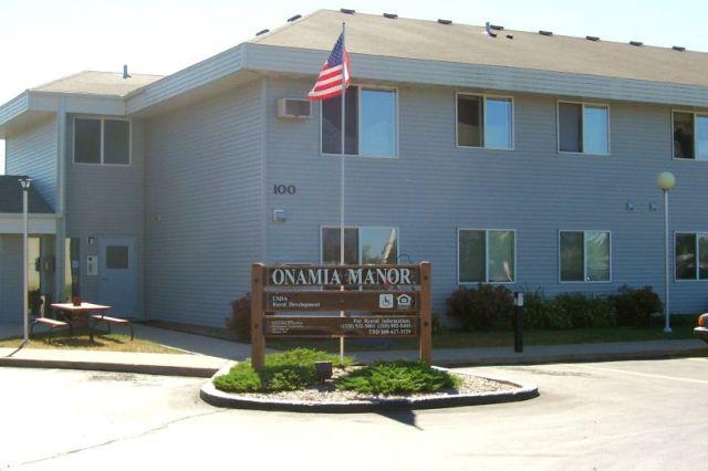 Onamia Manor Apartments in Onamia, MN - Building Photo