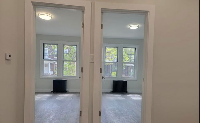 20 Woodlawn Ave in Jersey City, NJ - Building Photo - Building Photo