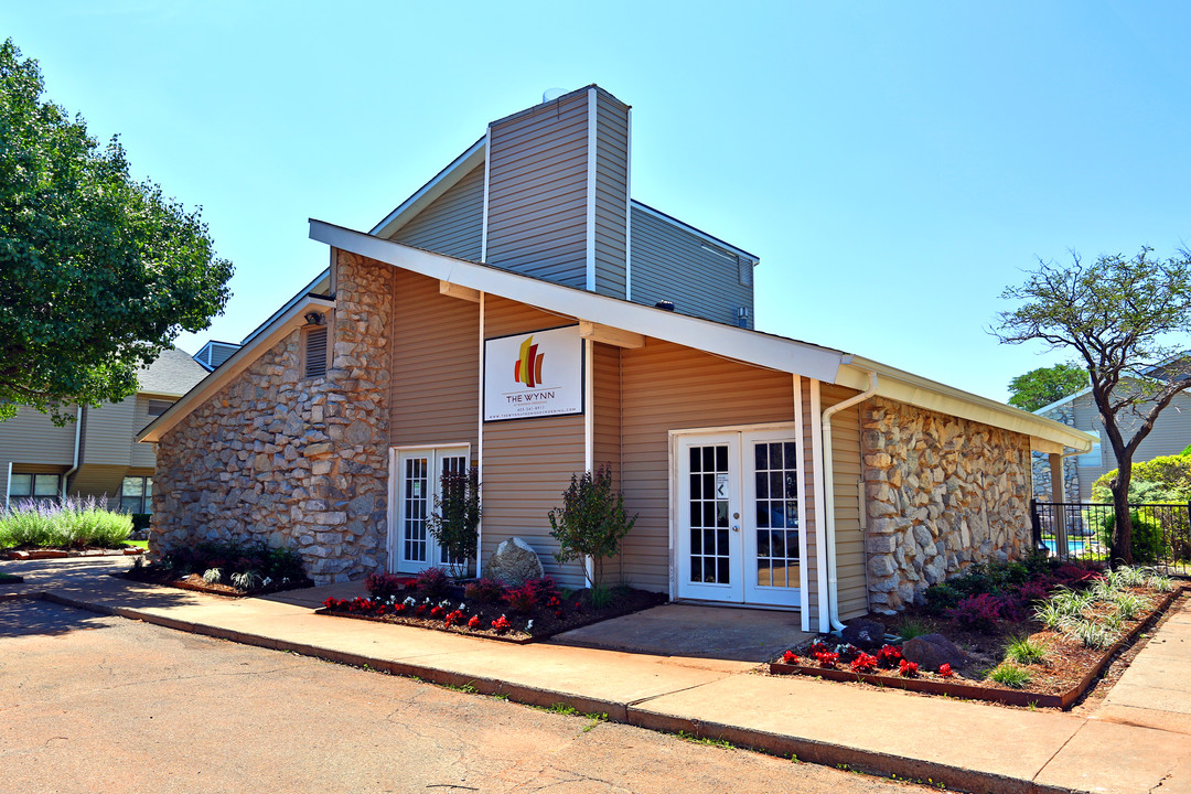 Vines at Edmond Photo