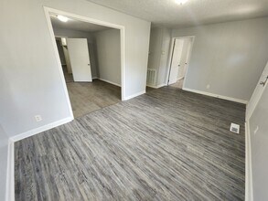 1501 Bishop Warren Dr in Little Rock, AR - Building Photo - Building Photo
