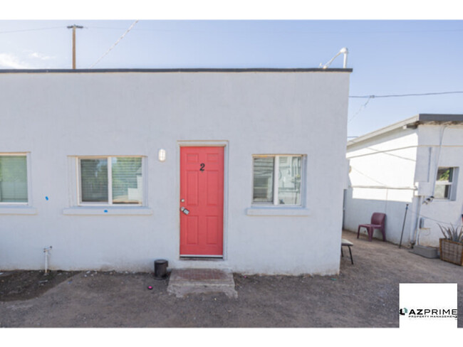 2537 E Willetta St in Phoenix, AZ - Building Photo - Building Photo