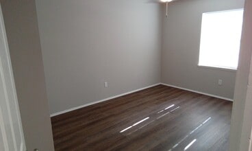 117 Yorkshire Dr in Cedar Hill, TX - Building Photo - Building Photo