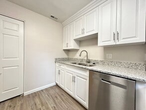 3556 Chester St in Virginia Beach, VA - Building Photo - Building Photo