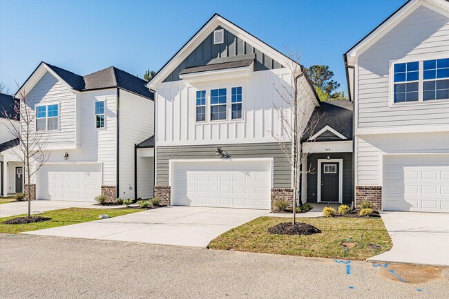 524 Oxbow Dr in Grovetown, GA - Foto de edificio - Building Photo