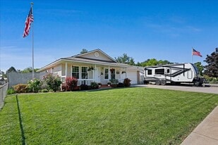 20 10th Ave N in Payette, ID - Building Photo