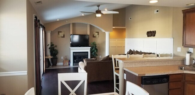 1301 West Ave in Ocean City, NJ - Building Photo - Building Photo