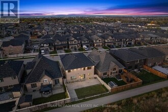 4008 Highland Park Dr in Lincoln, ON - Building Photo - Building Photo