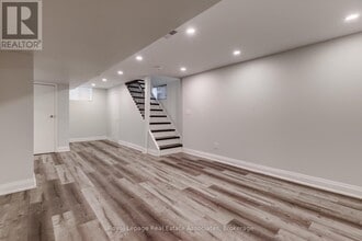 22 St James St in Brantford, ON - Building Photo - Building Photo