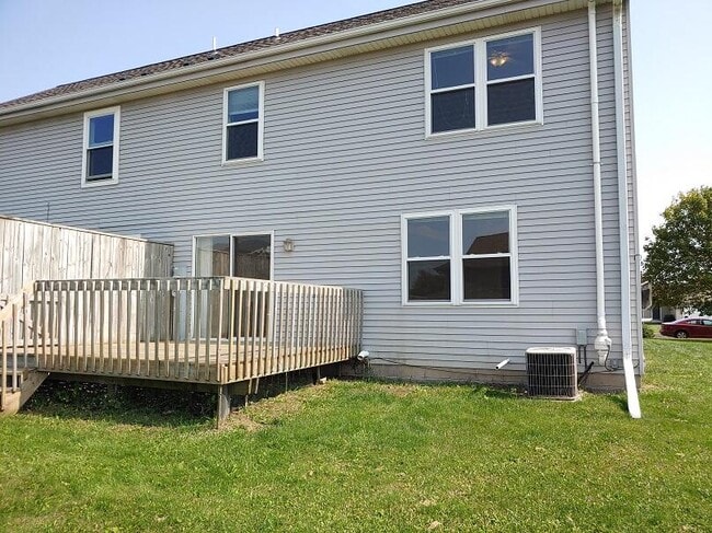 N7743 Maple Ridge Rd in Oconomowoc, WI - Building Photo - Building Photo