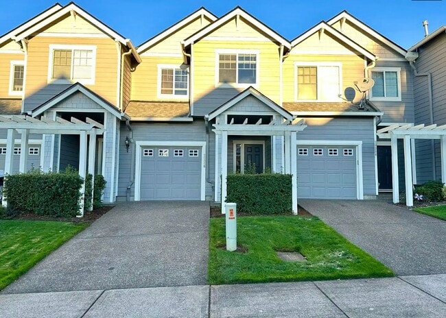 property at 20366 Hoodview Ave