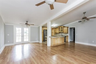 4944 Camphor Ave in Sarasota, FL - Building Photo - Building Photo