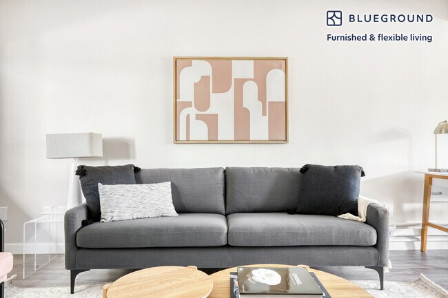 524 N Juanita Ave-Unit -FL1-ID641 in Redondo Beach, CA - Building Photo - Building Photo