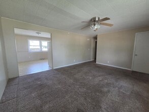1516 Hale Dr in Junction City, KS - Building Photo - Building Photo