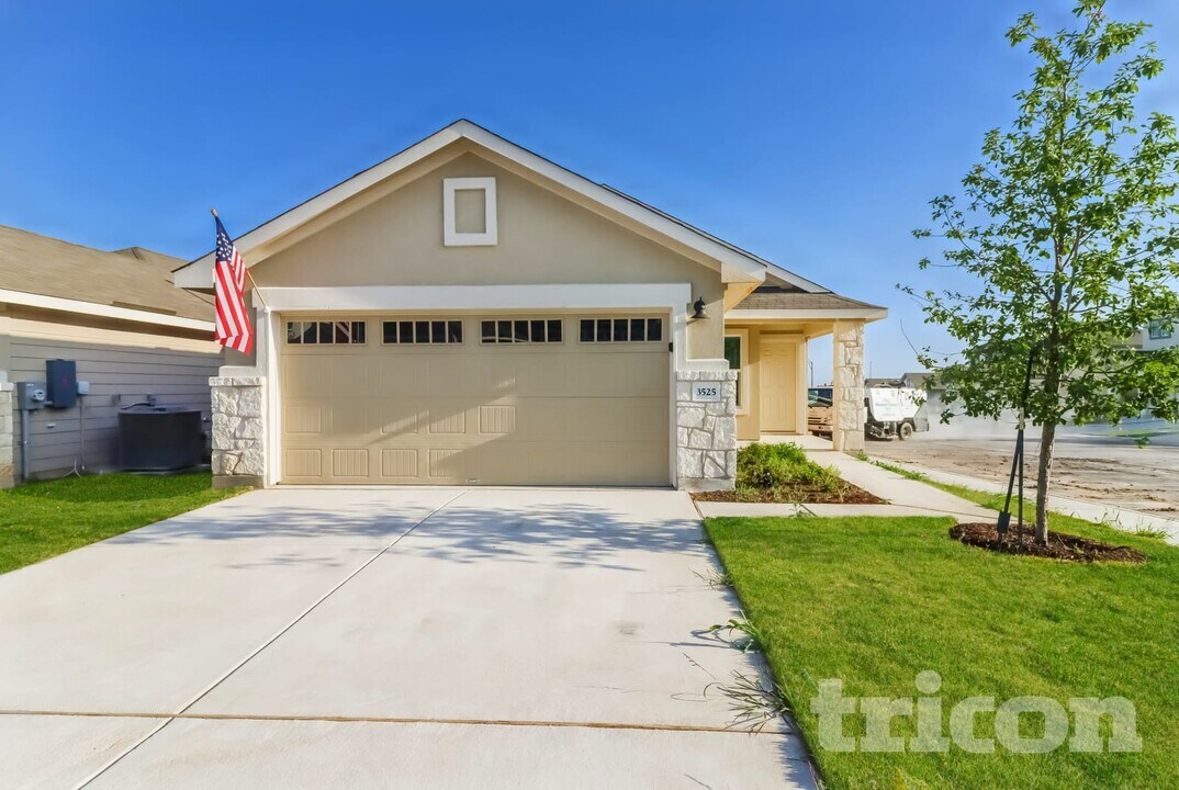 3525 Stride Ln in Georgetown, TX - Building Photo