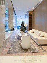 370 Martha St in Burlington, ON - Building Photo - Building Photo