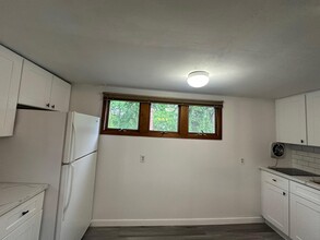 6 Quebec Dr in Huntington Station, NY - Building Photo - Building Photo