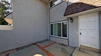 4670 Ranchview Cir in Huntington Beach, CA - Building Photo
