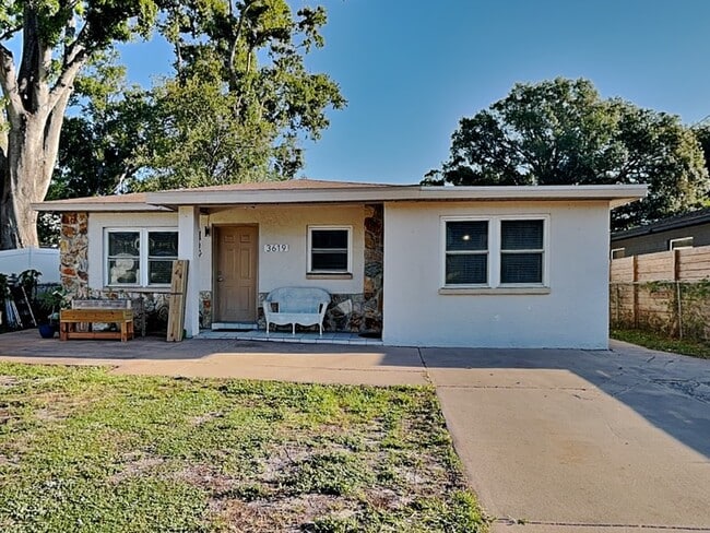 property at 3619 W Cass St