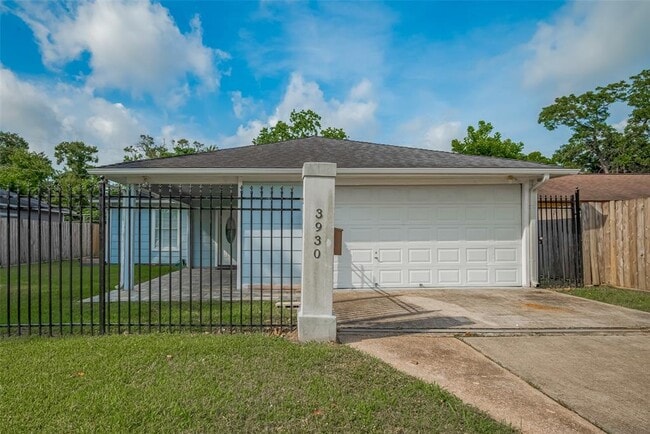 property at 3930 Daphne St