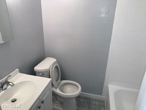 1702 Gales St NE in Washington, DC - Building Photo - Building Photo
