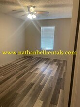 1294 E Houston St in Paris, TX - Building Photo - Building Photo
