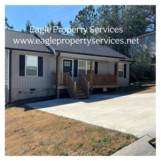 114 Roslyn Ct in Dalton, GA - Building Photo - Building Photo