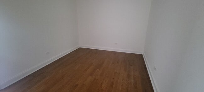 930 W Belmont Ave in Chicago, IL - Building Photo - Building Photo
