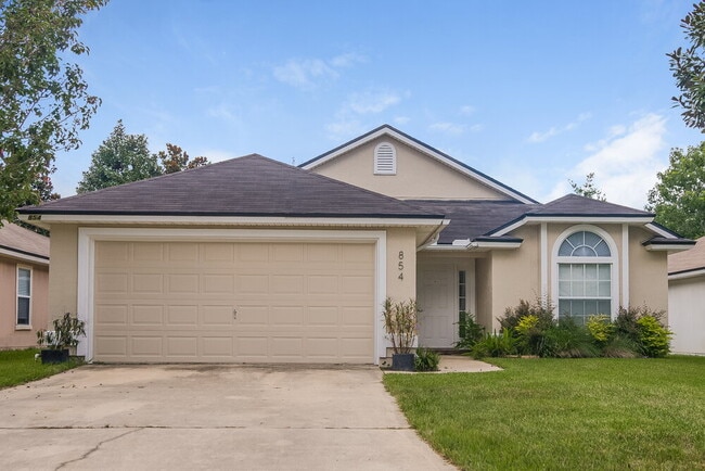 854 S Lilac Loop