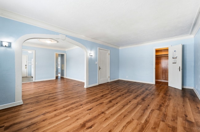 3611 N Washburn Ave in Minneapolis, MN - Foto de edificio - Building Photo