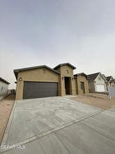 1804 Dana Gray St in El Paso, TX - Building Photo - Building Photo