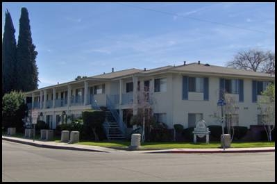 Villa Orleans in Fullerton, CA - Foto de edificio - Building Photo