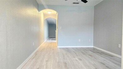 405 Carina Cir in Sanford, FL - Building Photo - Building Photo