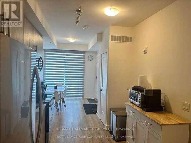 57-57 Finch Ave W in Toronto, ON - Building Photo - Building Photo
