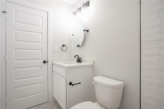 1720 Barnard St-Unit -B in Savannah, GA - Building Photo - Building Photo